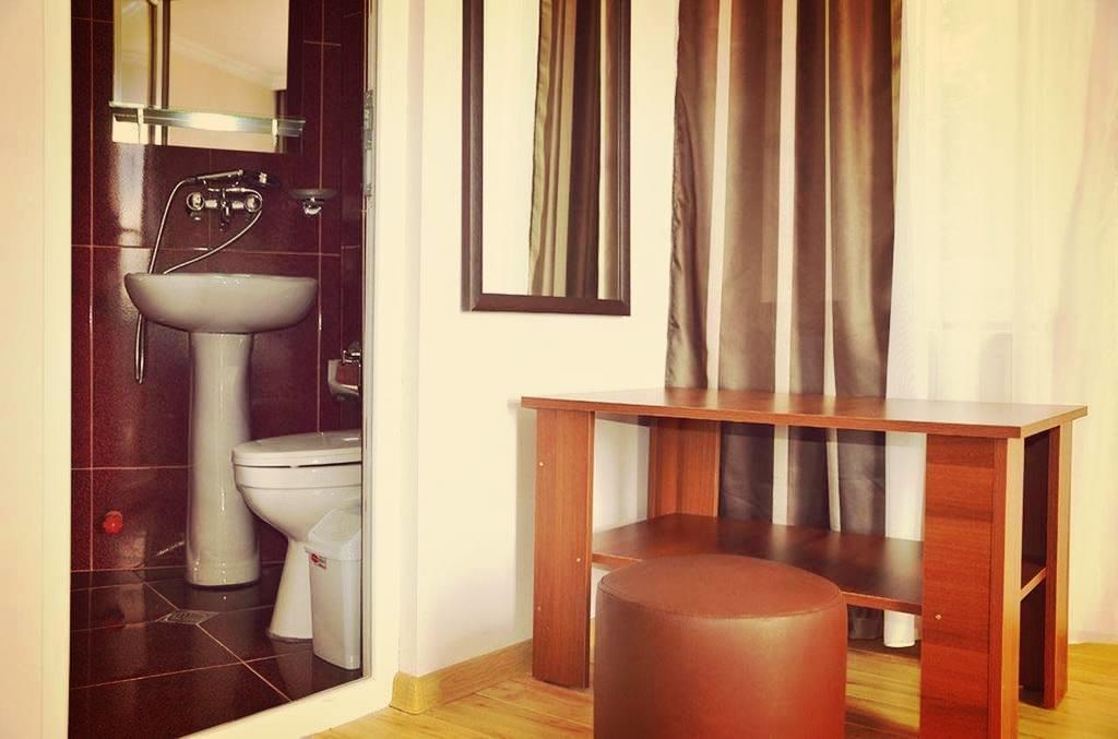 Hotel Nina Tbilisi Luaran gambar