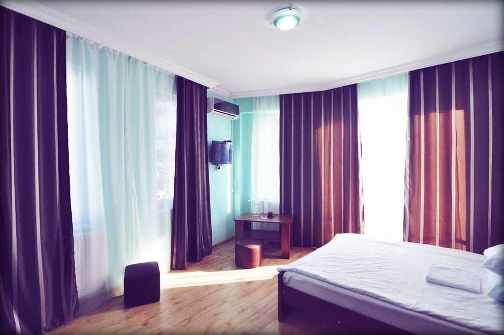 Hotel Nina Tbilisi Luaran gambar