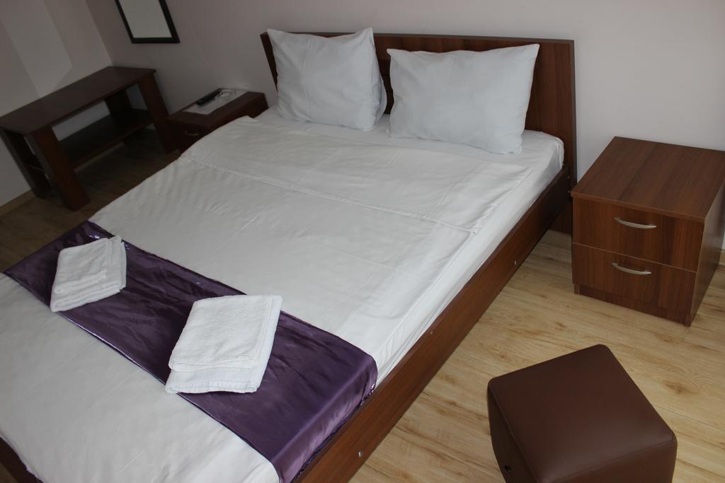 Hotel Nina Tbilisi Luaran gambar