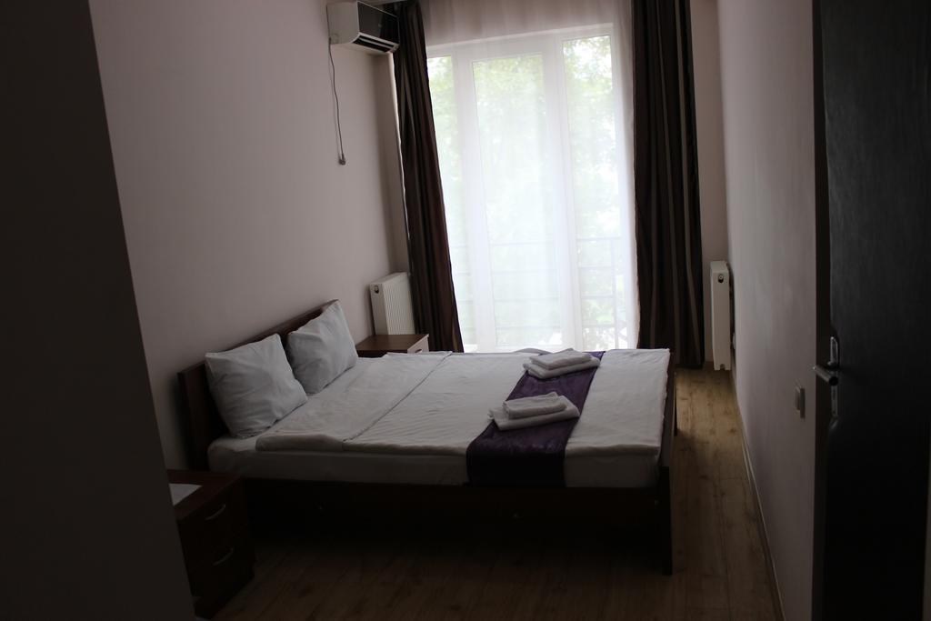 Hotel Nina Tbilisi Luaran gambar