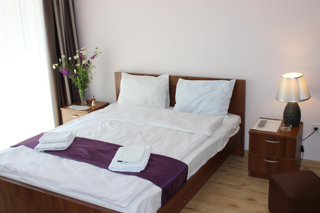 Hotel Nina Tbilisi Luaran gambar