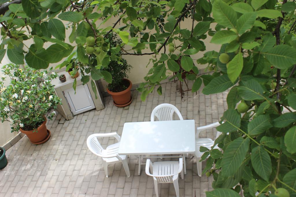 Hotel Nina Tbilisi Luaran gambar