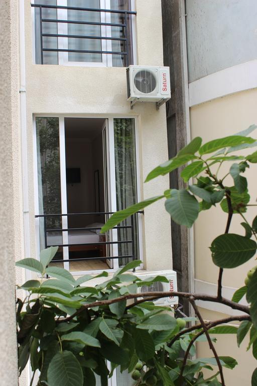 Hotel Nina Tbilisi Luaran gambar